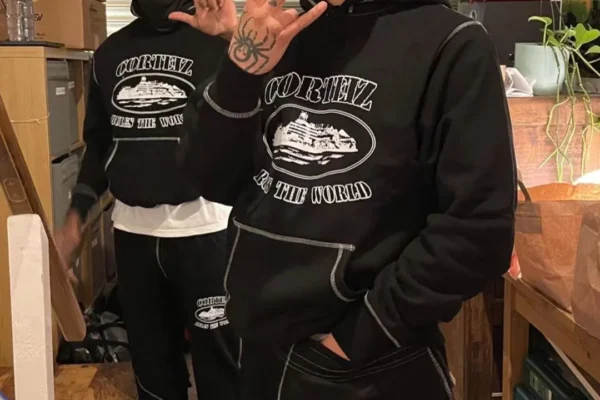 The Evolution of Corteiz Tracksuits: From Sports to Street Style corteiz