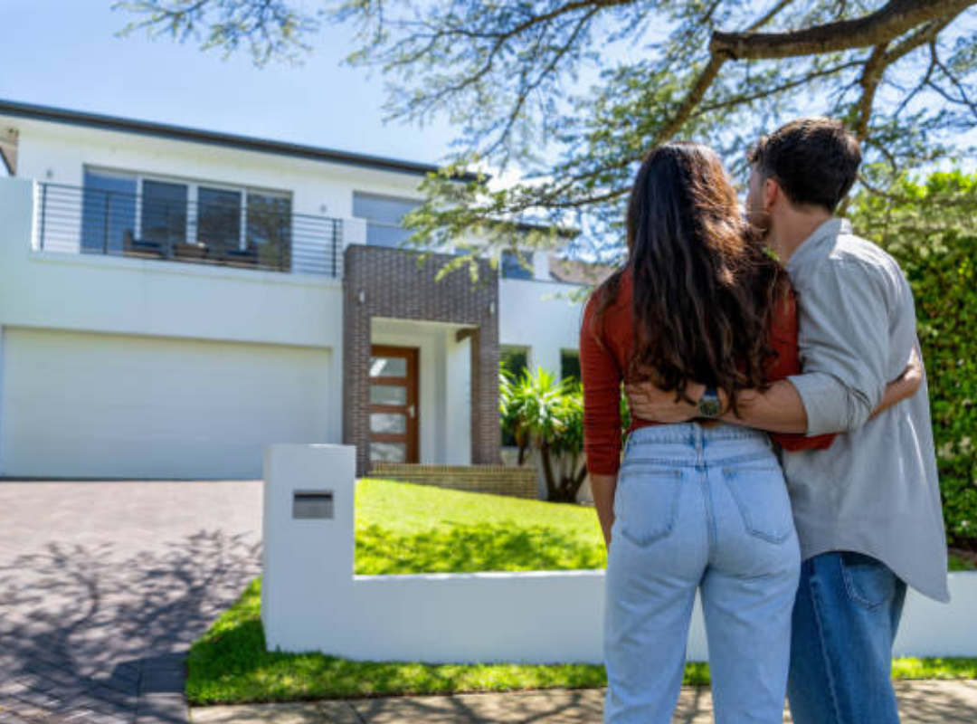 Why Detached Garages Are Back in Style
